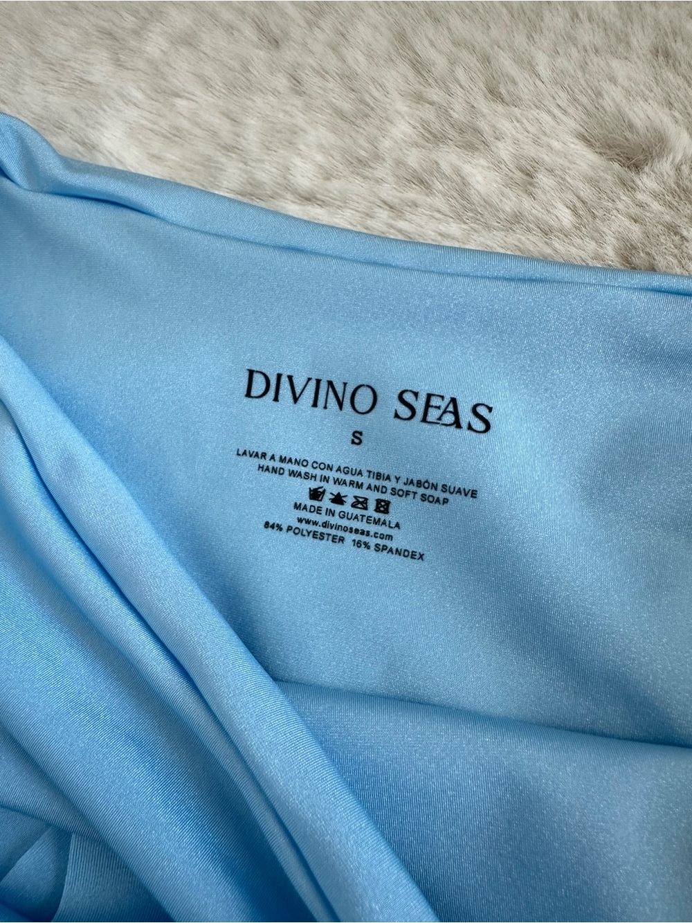 Divino Seas coverups Elise Light Blue Skirt Small NWT swim - Picture 4 of 11